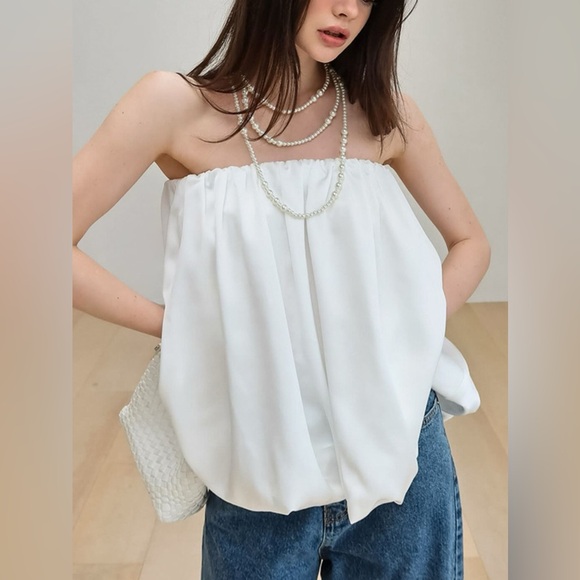 Chic Charm Tops - ❤️ Hello Gorgeous! Bubble Hem Tube Top - White